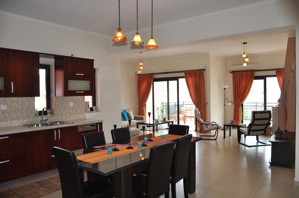 Apartmán Porfyra'S Island Makrýgialos Pokoj fotografie